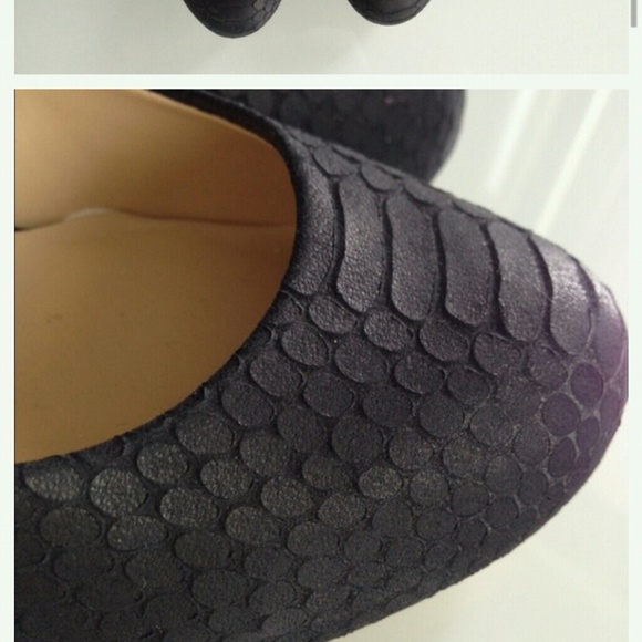 SOLD - Picture 2 of 3