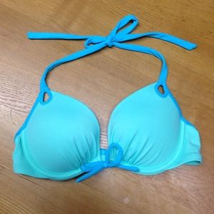 ❌SOLD❌Halter Push up Bikini Top