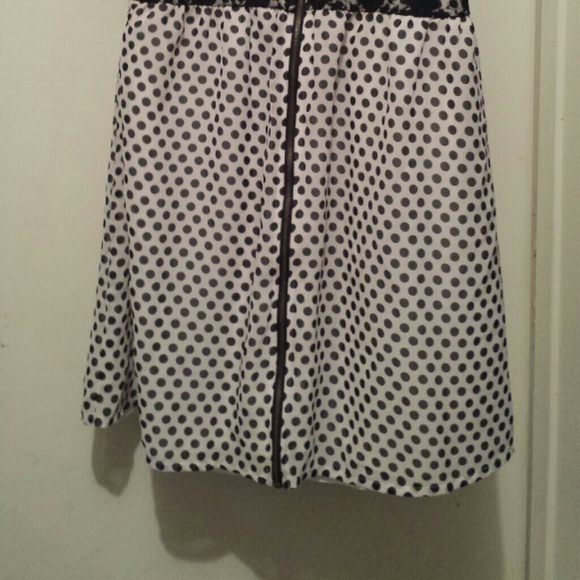 Lace polka dot zippered front dress - Picture 2 of 2