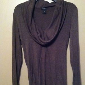 Cowl front Sweater!! 💚