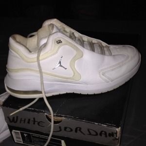 Women's Jordan MV23 White