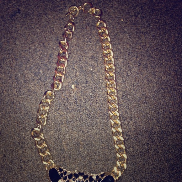 Big lion chain