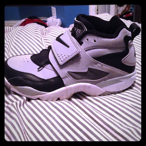 Nike Diamond Turf