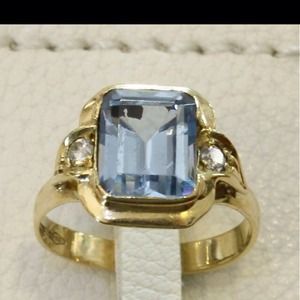 18k Italian Yellow Gold with pure Topaz and cz
