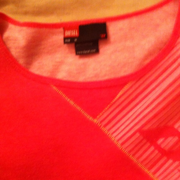MAKE A REASONABLE OFFER DIESEL PINK TOP 3/4 SLEEVE - Picture 3 of 4