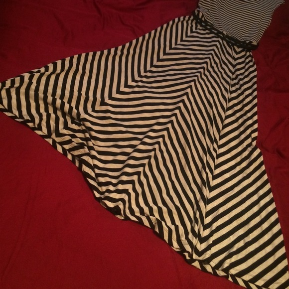 Calvin Klein Stripe Maxi Dress - Picture 4 of 4