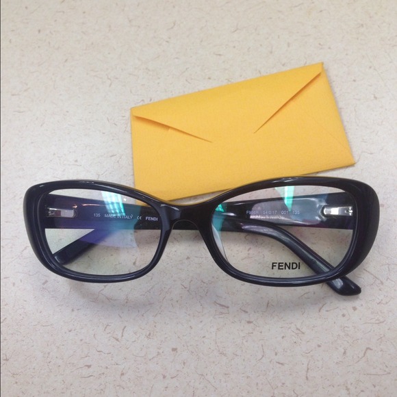 PRICE REDUCEDFendi eyeglasses frame 💯% authentic