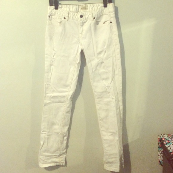 Aero white jeans!