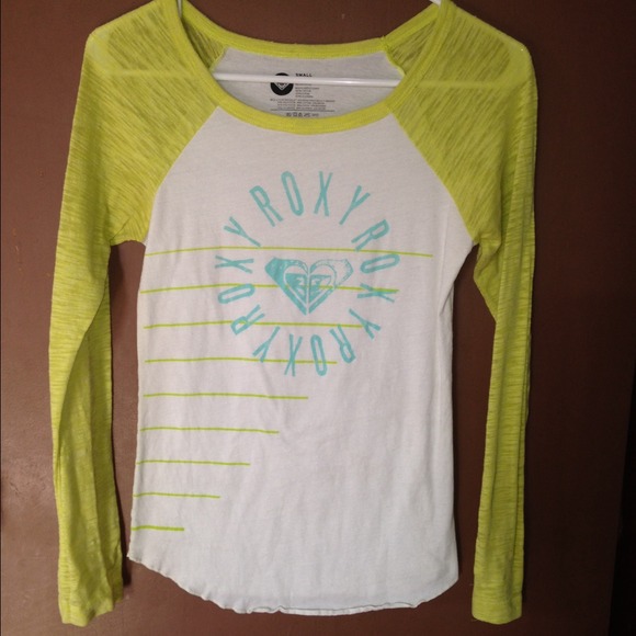 Roxy. Long sleeved top