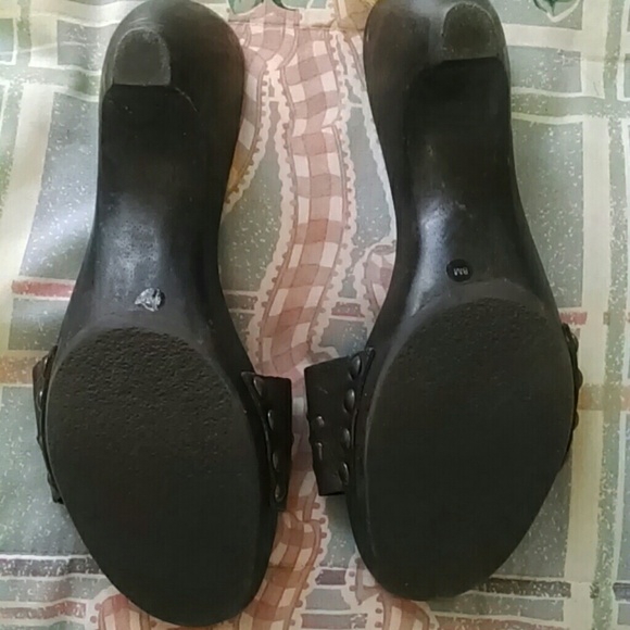 Sandal's - Picture 3 of 3