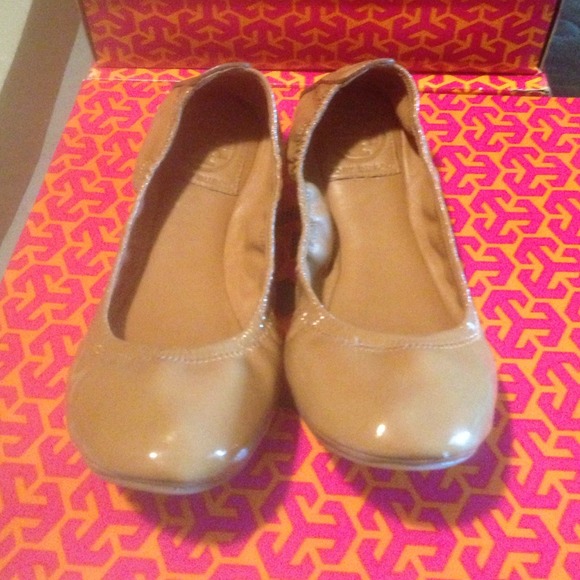 Auth Tory Burch ballerina flats