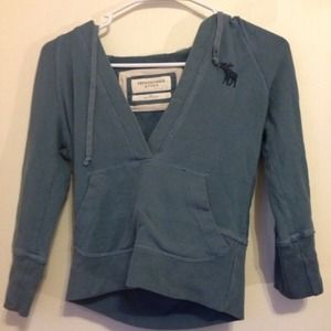 Abercrombie and Fitch quarter sleeve pullover