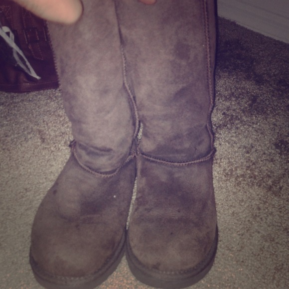 Brown UGG boots (Price Reduction!)