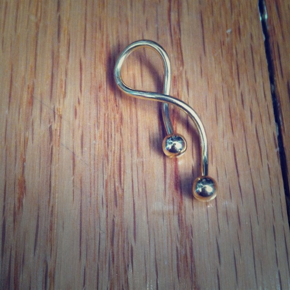 Gold navel ring