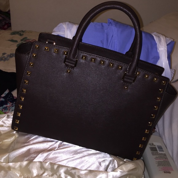X sold X Michael kors selma set coffee - Picture 2 of 4