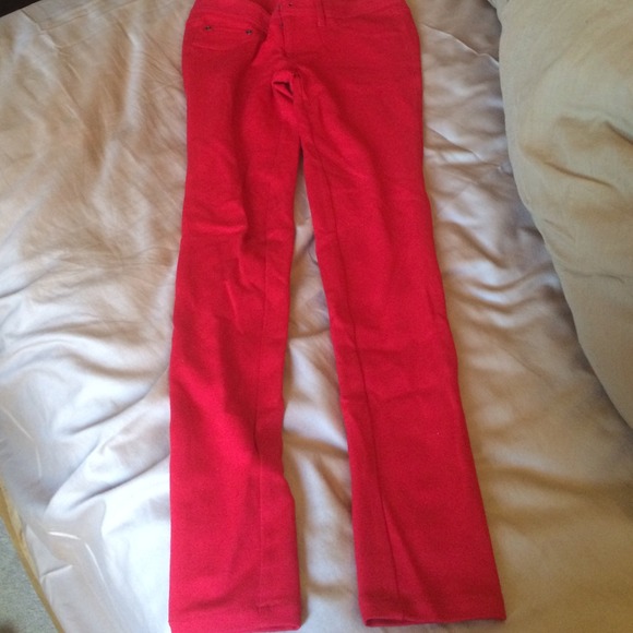 Red express pants