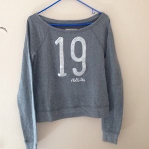 Hollister long sleeve/sweater
