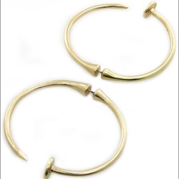 Juste Un Clou Hoop Earrings