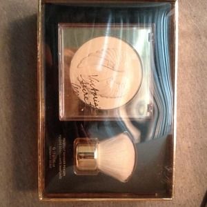 Victoria secret shimmer powder