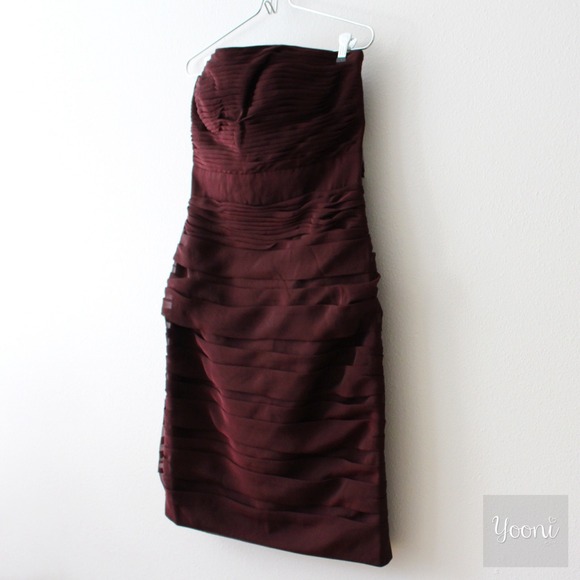 Monique Lhuillier Ruched Chiffon Strapless Dress - Picture 2 of 4