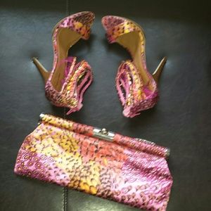 *PRICE DROP/FIRM!* Clutch w/ Matching H.H. Sandal