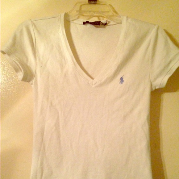 V neck tee