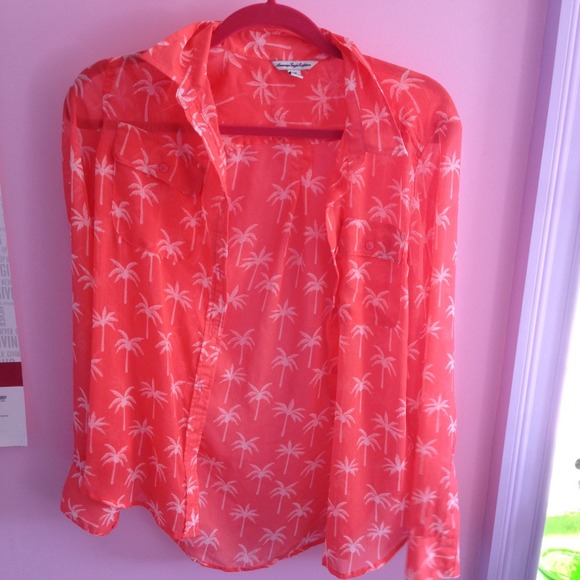 Cute button up
