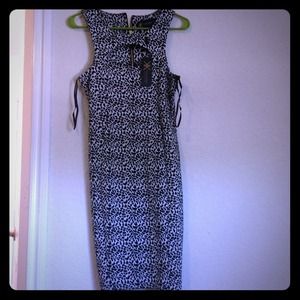 Kardashian Kollection (leopard print)