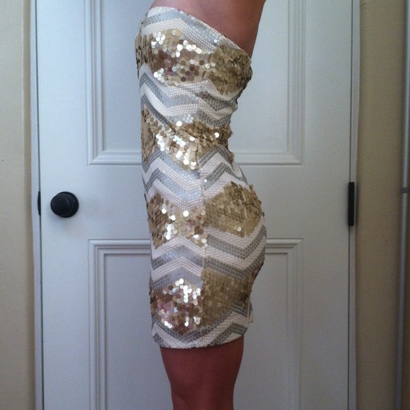 Sequin formal dress - Picture 2 of 4