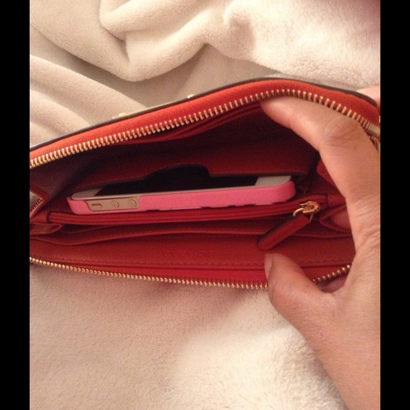 MICHAEL KORS - Picture 3 of 3