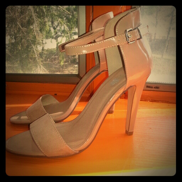 *RESERVED*   Charlotte Ruse Nude Sandals