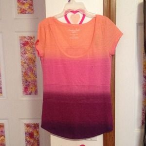 Triple ombré American eagle tshirt never worn