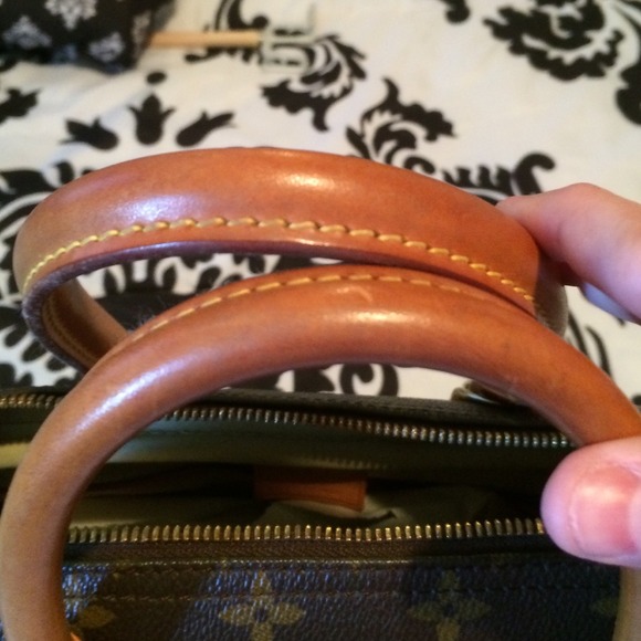 💰💰SOLD!!!! Authentic Louis Vuitton Deauville - Picture 4 of 4