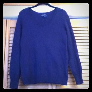 Old Navy v-neck sweater