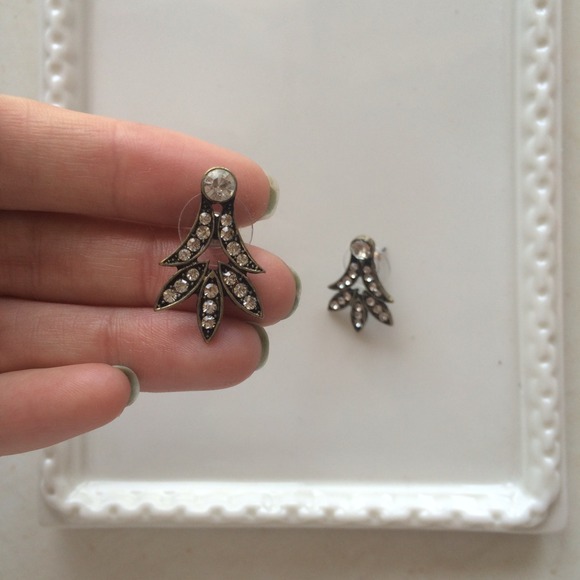NWOT JCrew gold and crystal stud earrings