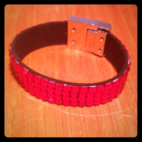 Red/Magenta Mickey Mouse Rhinestoned Bracelet - Picture 1 of 1