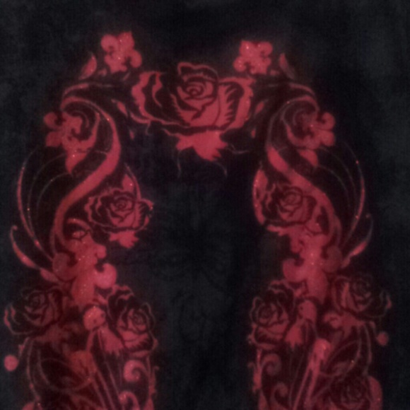 Fitted tee - Picture 2 of 2