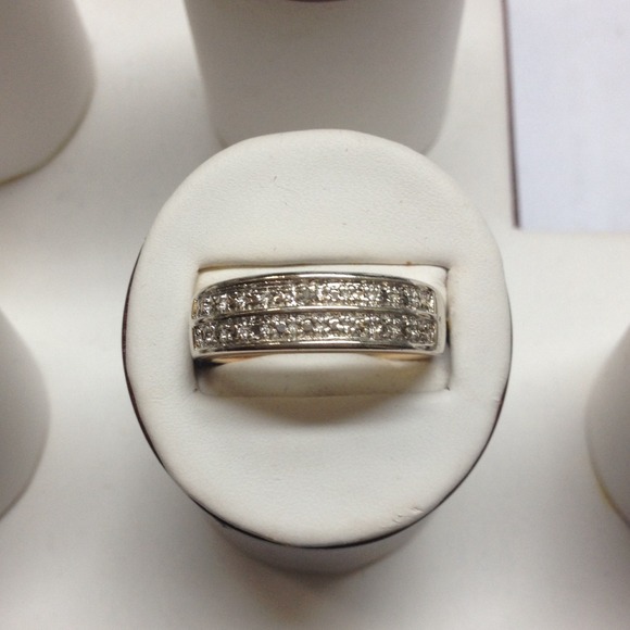 Silver Rings - Picture 4 of 4