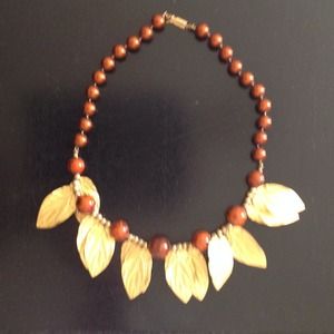 Statement necklace