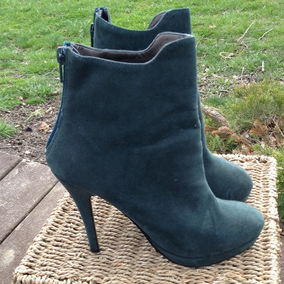 Forest green boots - Picture 1 of 1