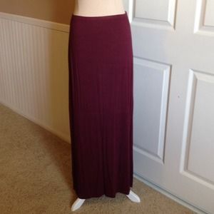 Brandy Melville burgundy maxi skirt