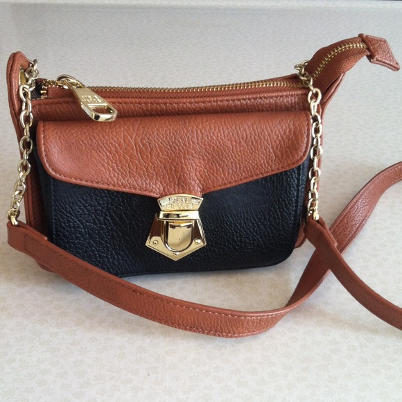 Steve Madden small cross body purse