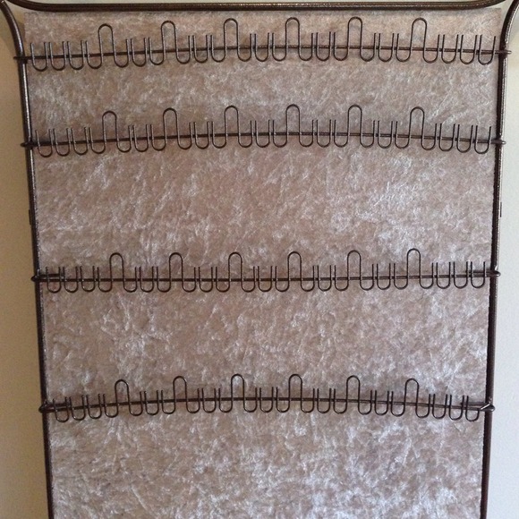 Necklace and Earring Rack - Picture 2 of 4