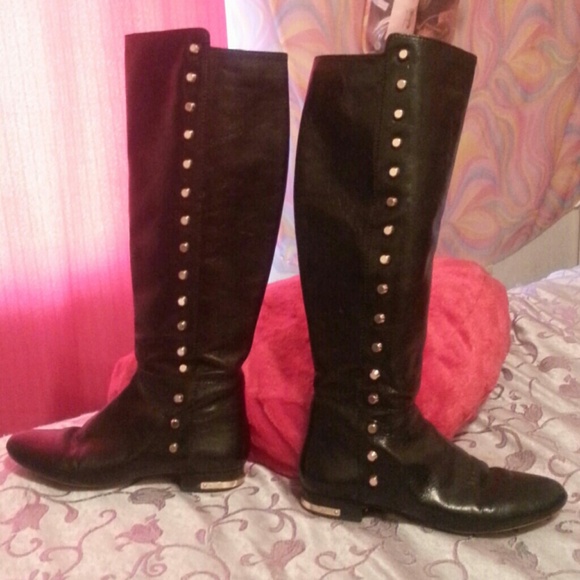 MICHAEL KORS BOOTS!
