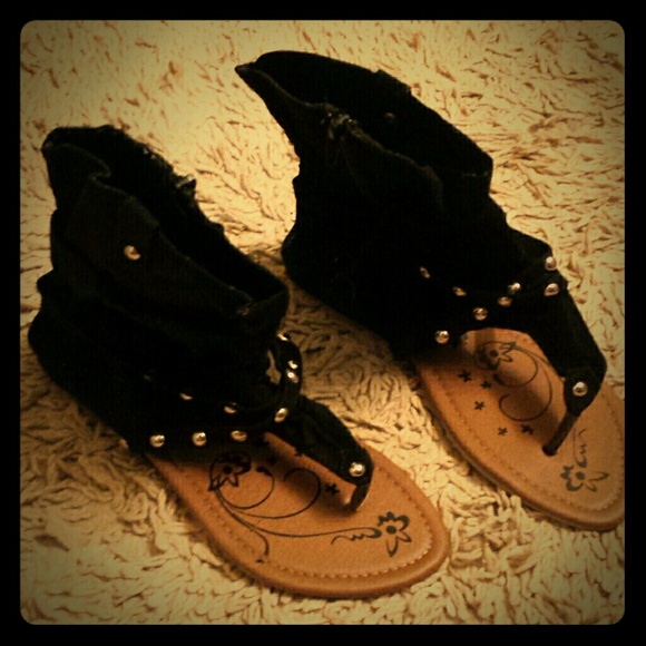 Black Gladiator Sandals