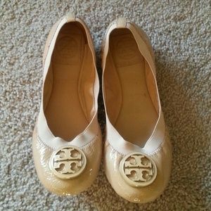 Used size 7 tan Tory Burch