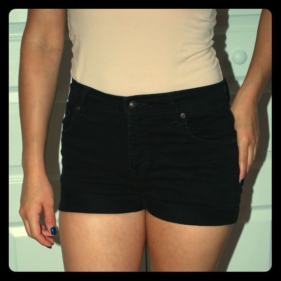High waisted shorts black