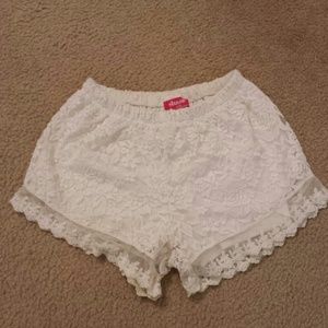 White lace shorts