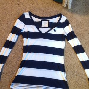Navy blue & white striped Abercrombie longsleeve.