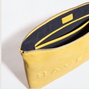 Zara Bags - HOST PICK💜 Zara Clutch "non-stop summer have fun" Zara Bags - HOST PICK💜 Zara Clutch "non-stop summer have fun"